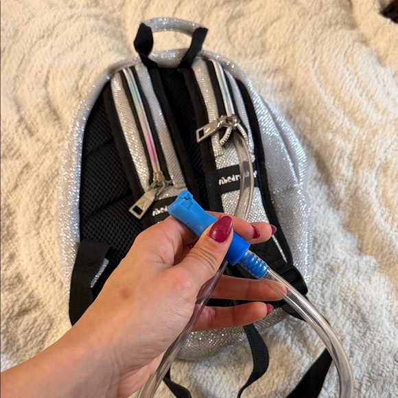 Vibedration Rave Hrdration Backpack - Picture 4 of 4